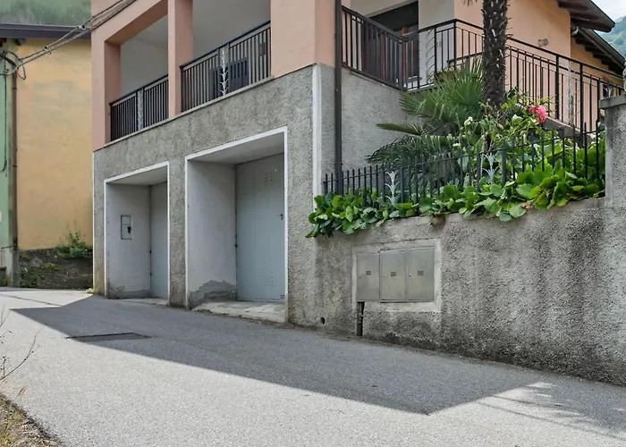 Casa Ambrogio, Family By Halldis Casa de Férias