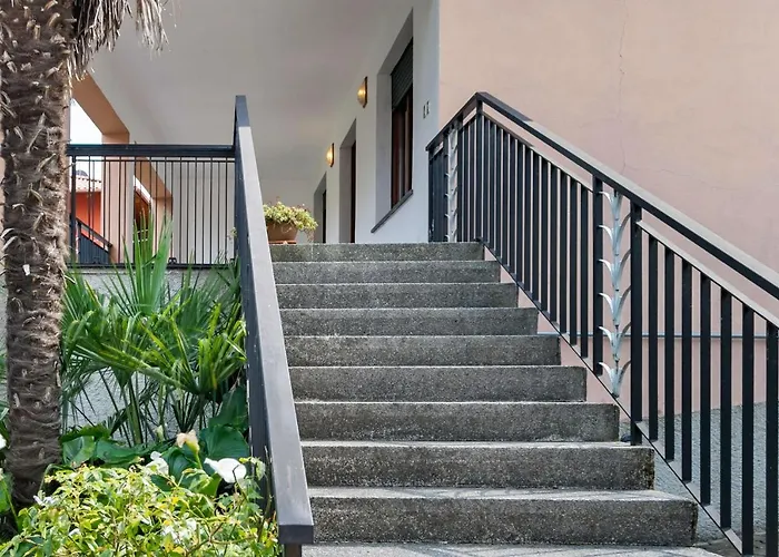 Casa Ambrogio, Family By Halldis