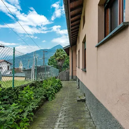 Casa Ambrogio, Family By Halldis * Кремия